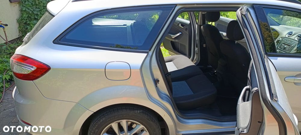 Ford Mondeo 1.6 T Silver X Plus - 15