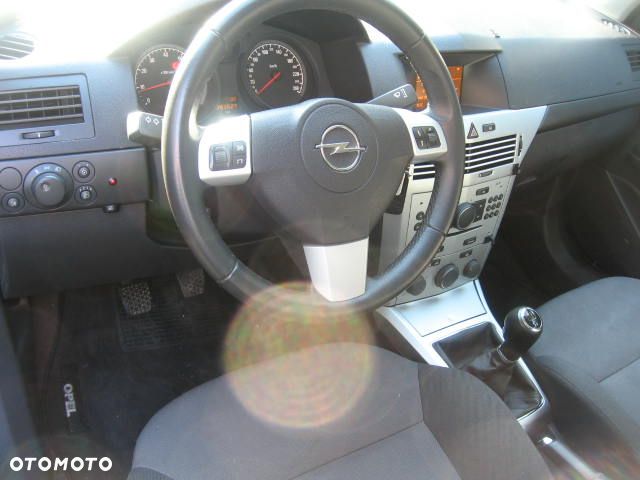 Opel Astra 1.6 Cosmo - 10