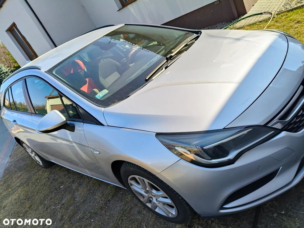 Opel Astra 1.6 CDTI Enjoy - 4