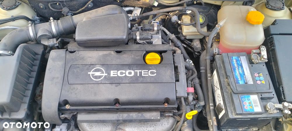 Opel Astra 1.6 16V Dream - 40