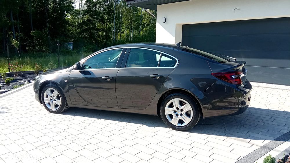 Opel Insignia - 12