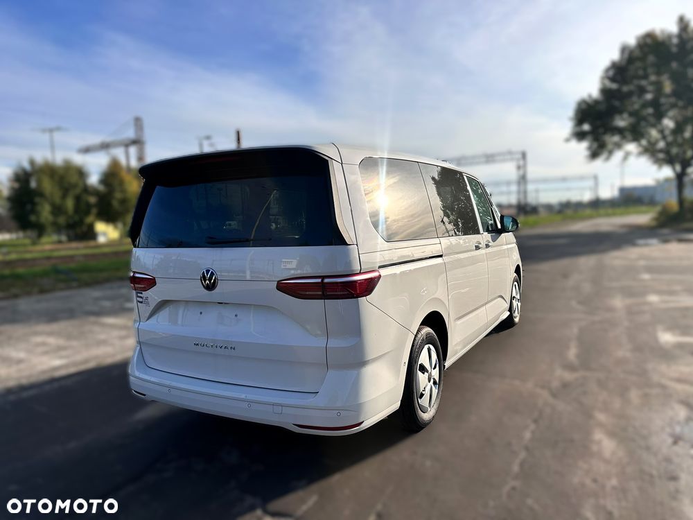 Volkswagen Multivan - 7