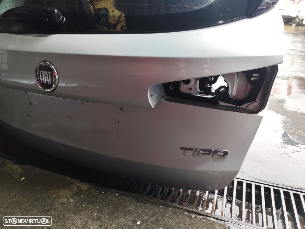Fiat Tipo Carrinha / TAMPA DA MALA - M338 - 3