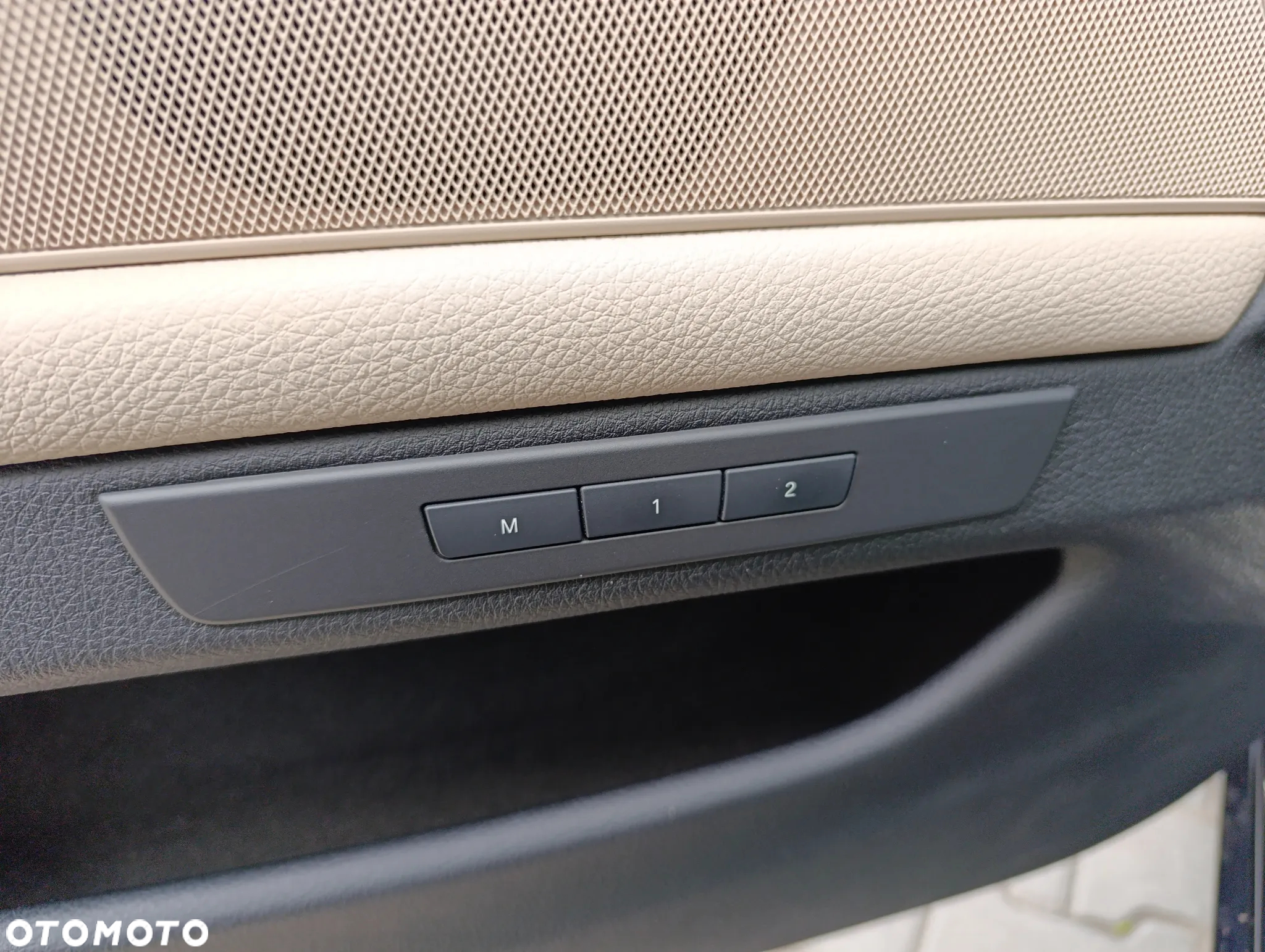 BMW Seria 5 520d Touring Luxury Line - 10