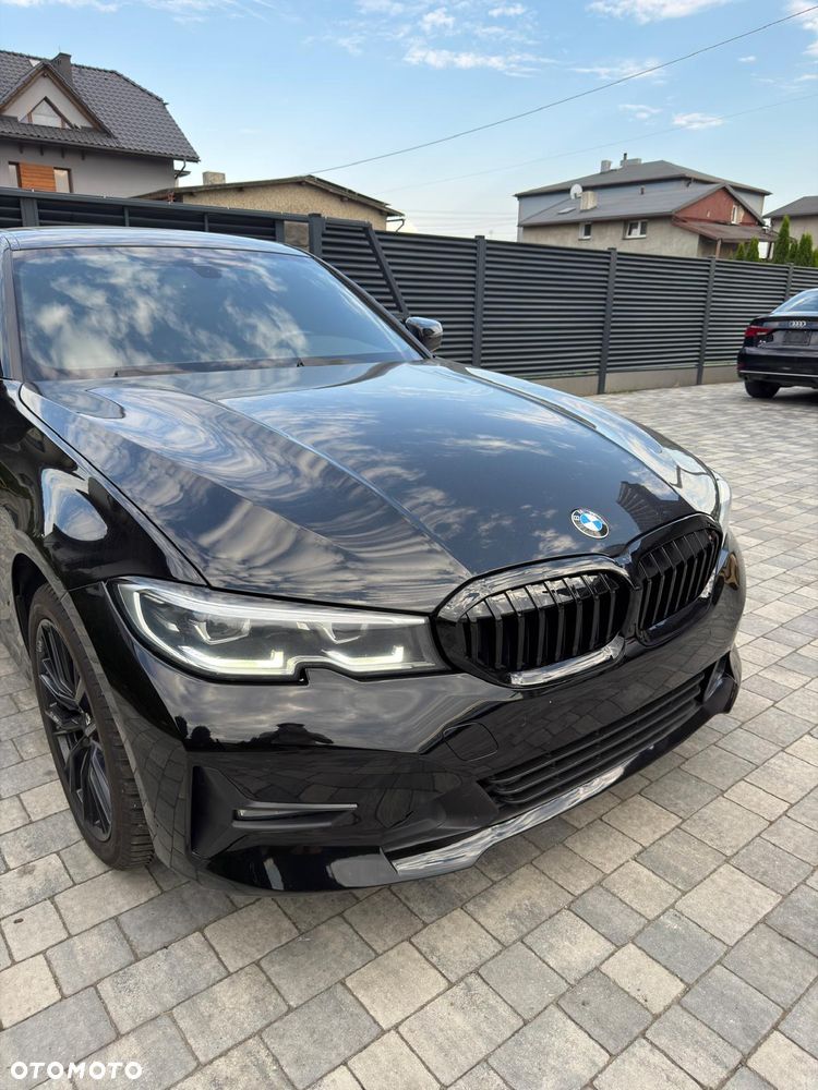 BMW Seria 3 330i xDrive Sport Line - 5