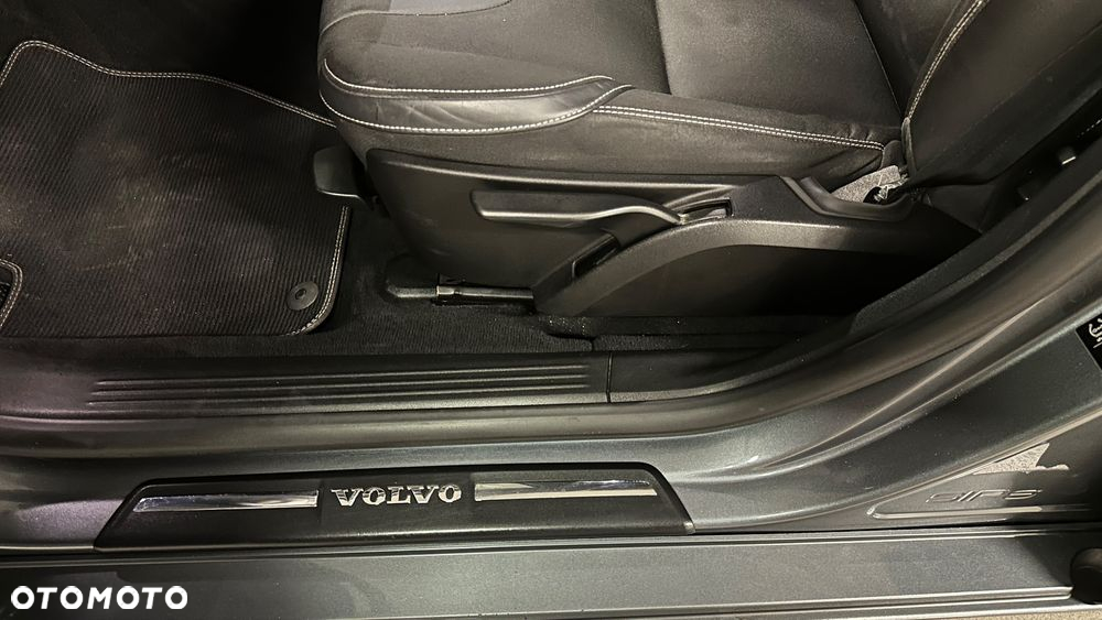 Volvo V40 - 11