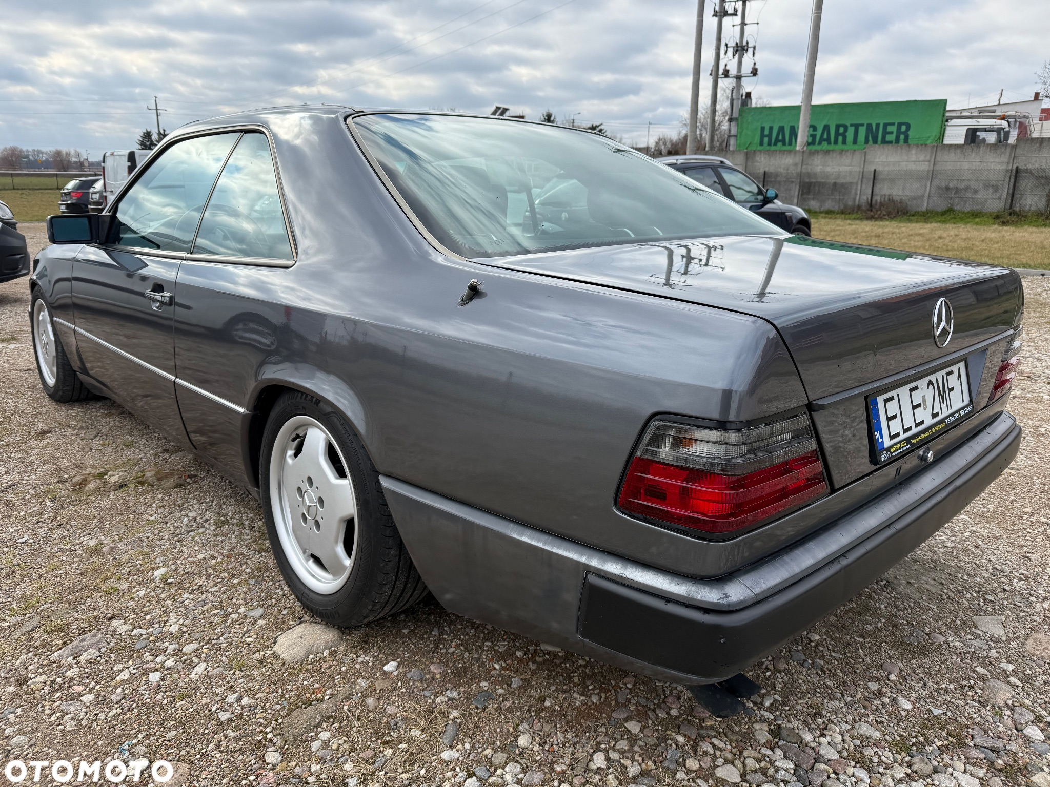 Mercedes-Benz Klasa E 200 - 4