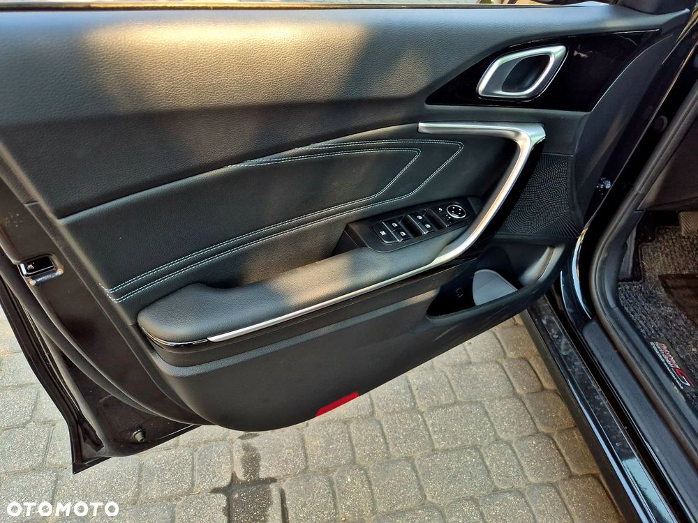 Kia Ceed - 7