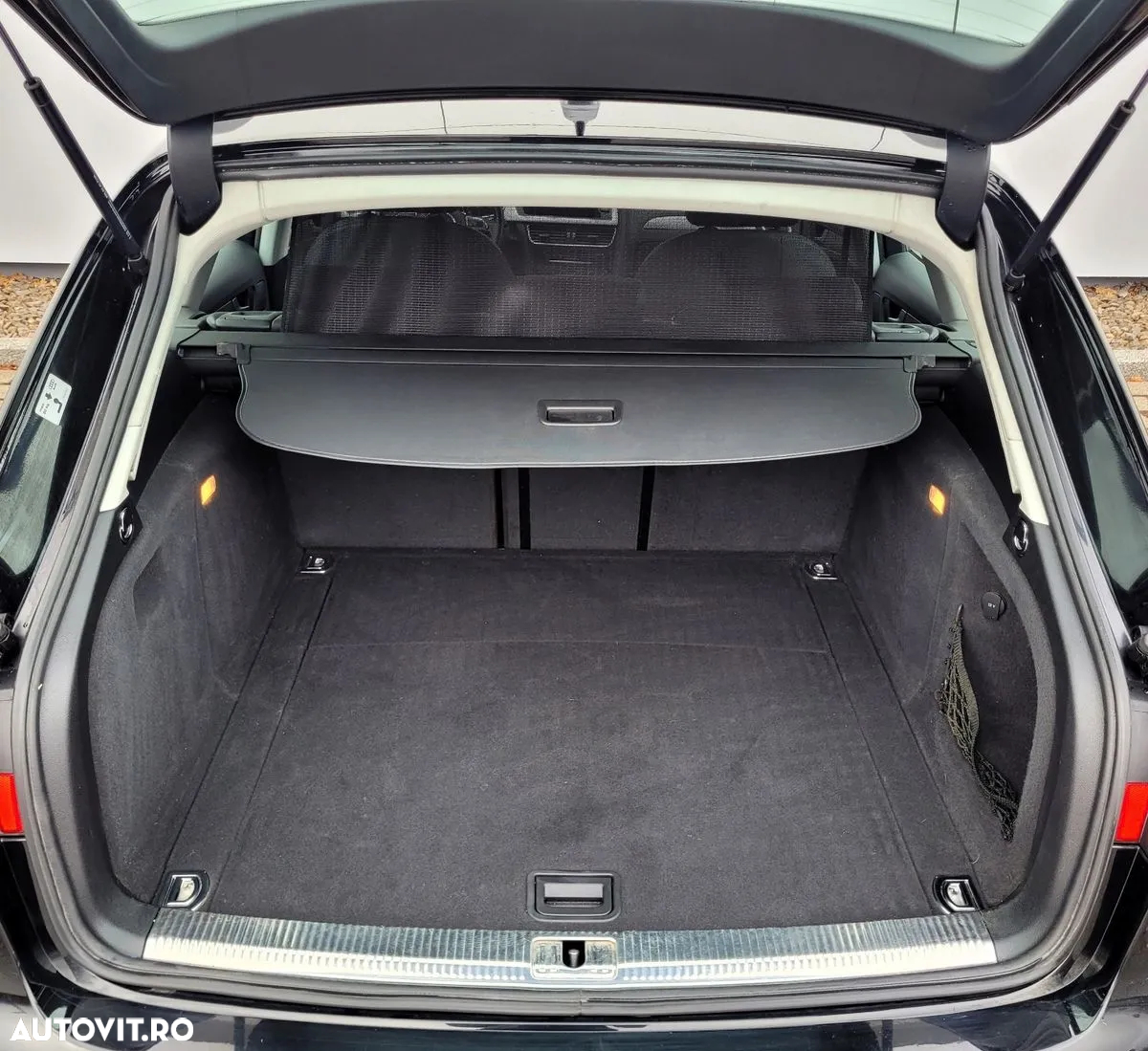 Audi A4 Avant 2.0 TDI quattro Stronic - 12