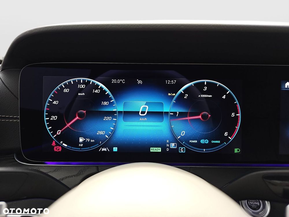 Mercedes-Benz CLS - 22