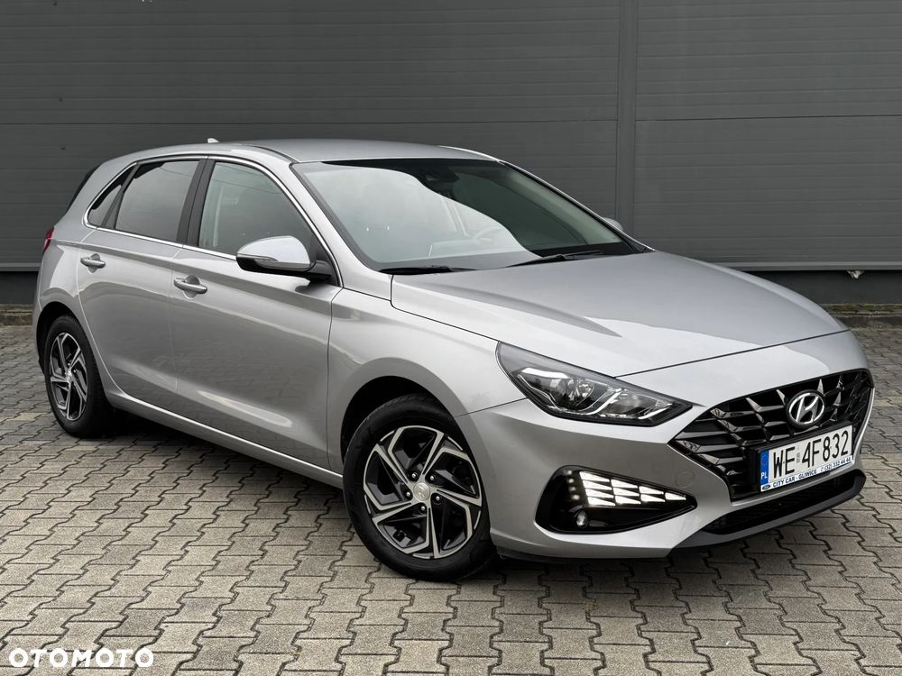 Hyundai i30 1.5 DPI Smart - 1