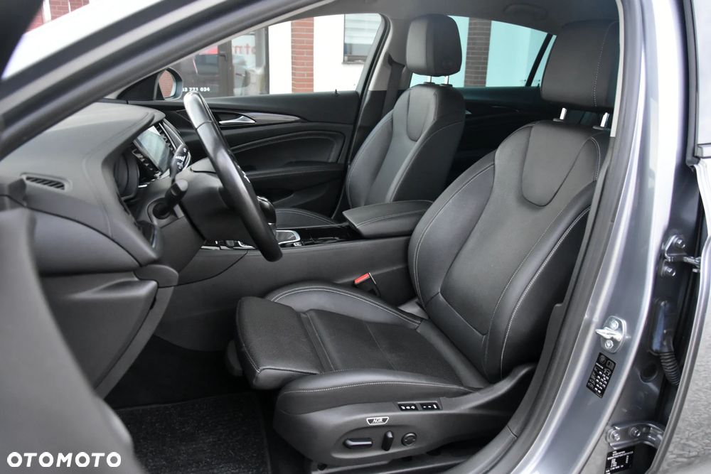 Opel Insignia 1.6 Innovation - 17