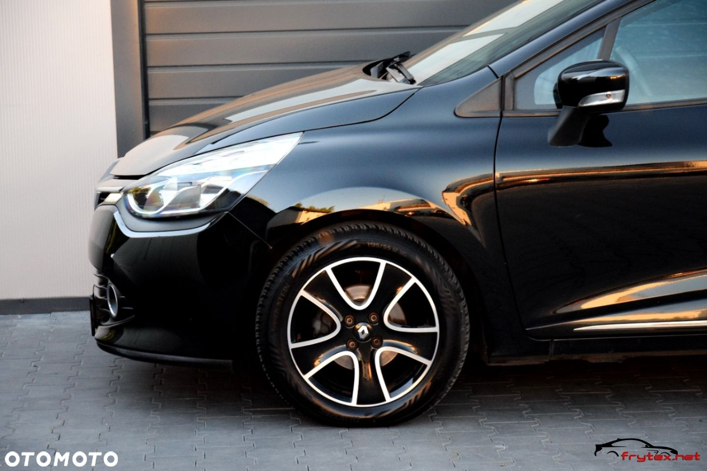 Renault Clio - 7