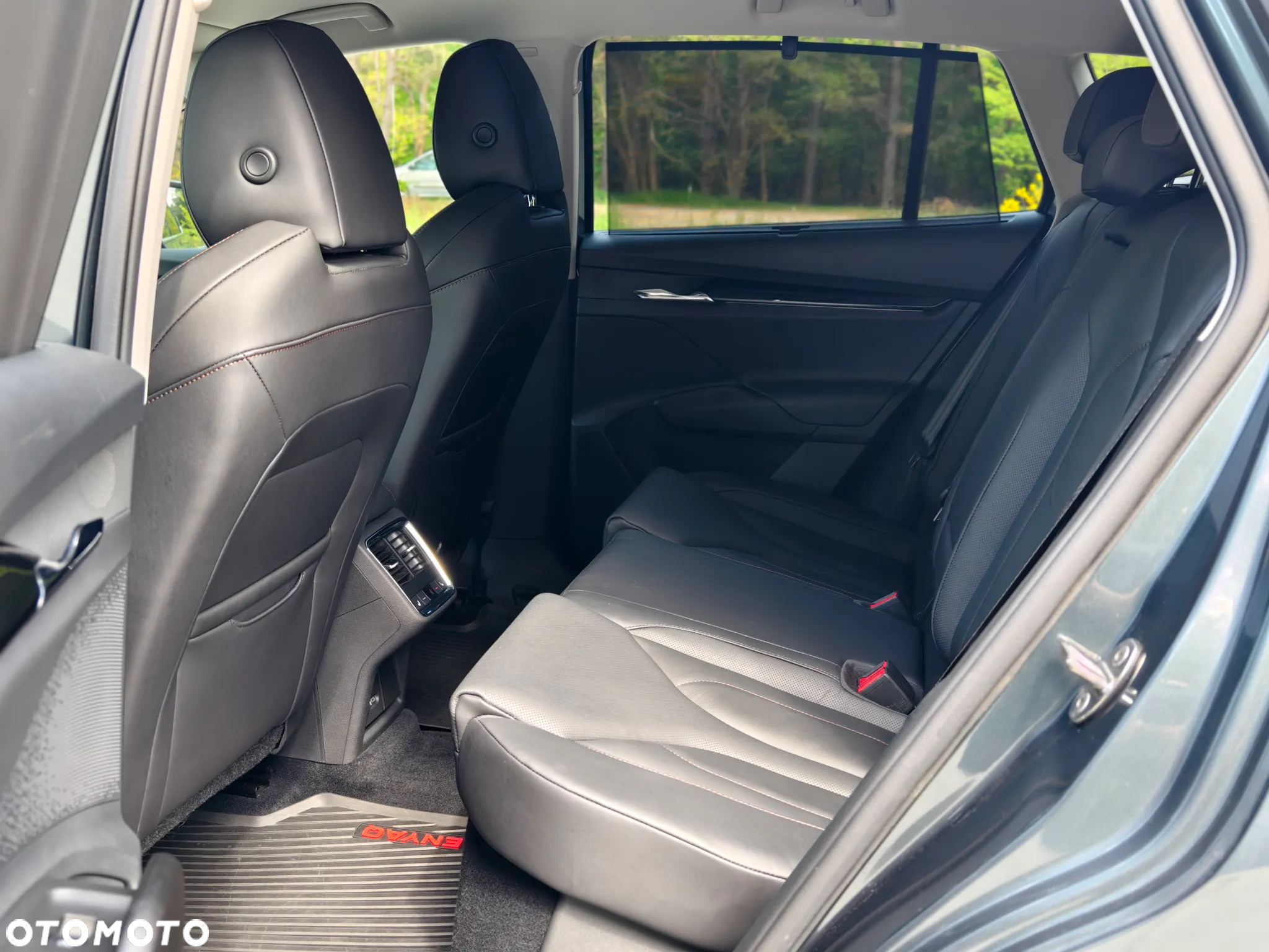 Skoda Enyaq 80 82kWh Plus - 10