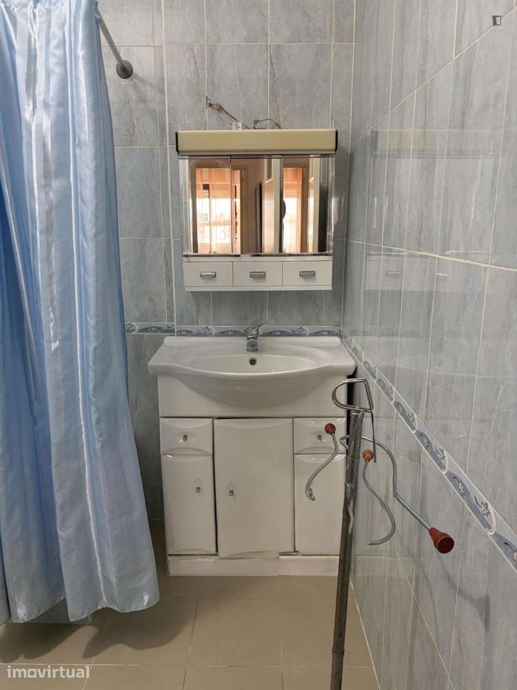Quarto - localizado em Parque das Nações Lisbon - Grande imagem: 4/6