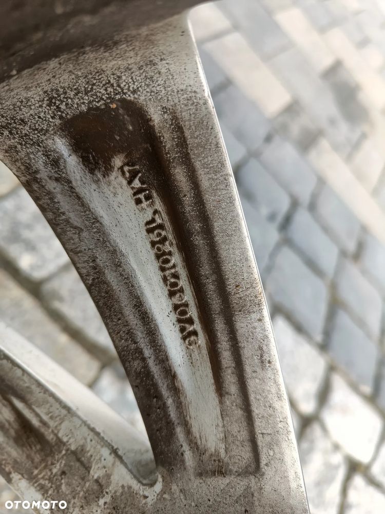 Felga aluminiowa 18 Skoda Superb 3 III 8Jx18H2 ET44 3V0601025AL - 12