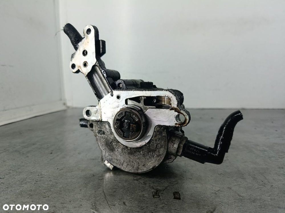 POMPA VACUM VW POLO IV FL 9N 038145209C BOSCH 1.4 TDI - 5
