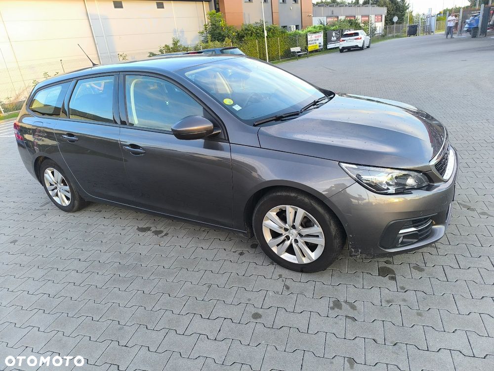Peugeot 308 BlueHDi 130 Allure - 17