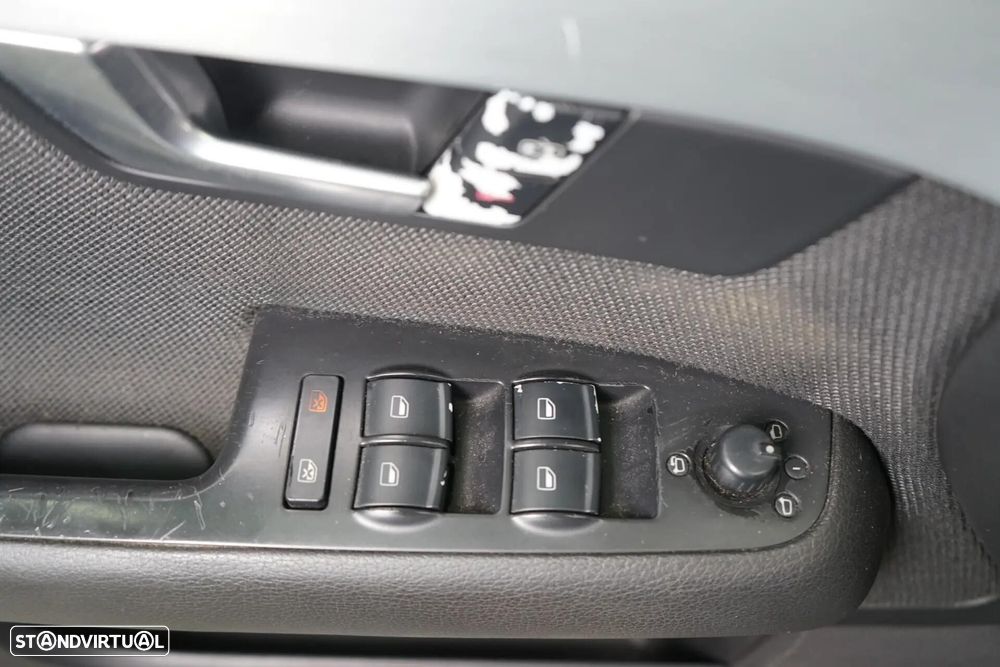 Audi A4 Avant 2.0 TDI S-line Multitronic - 17