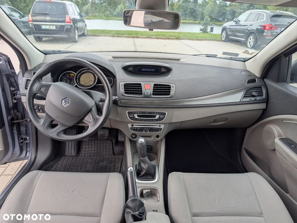 Renault Megane 1.5 dCi Expression - 10