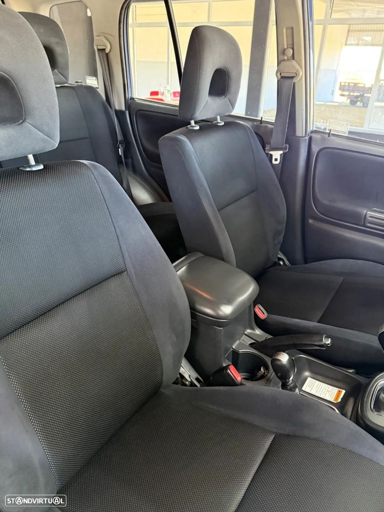 Suzuki Grand Vitara MT 2.0 HDi Prestige - 11
