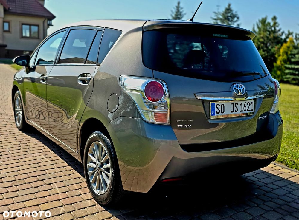 Toyota Verso - 9