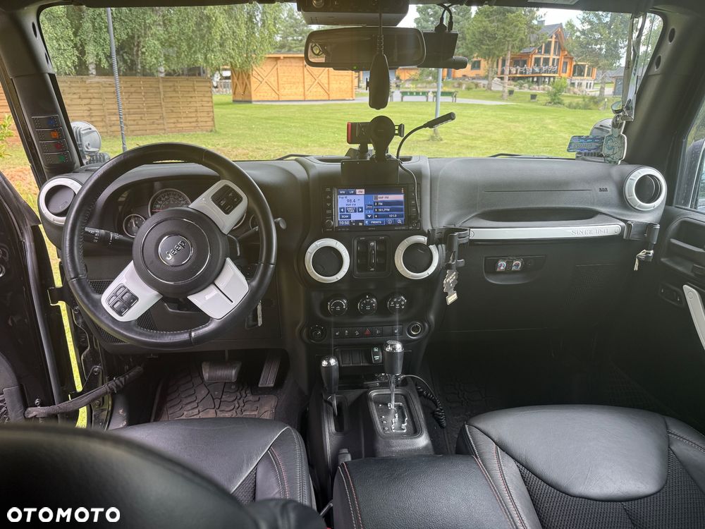 Jeep Wrangler 2.8 CRD Unlim Sahara - 8