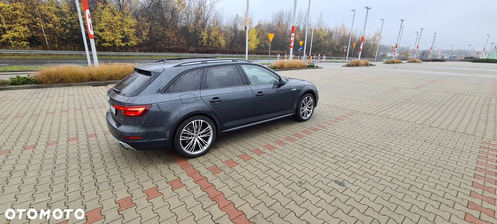Audi A4 Allroad - 17