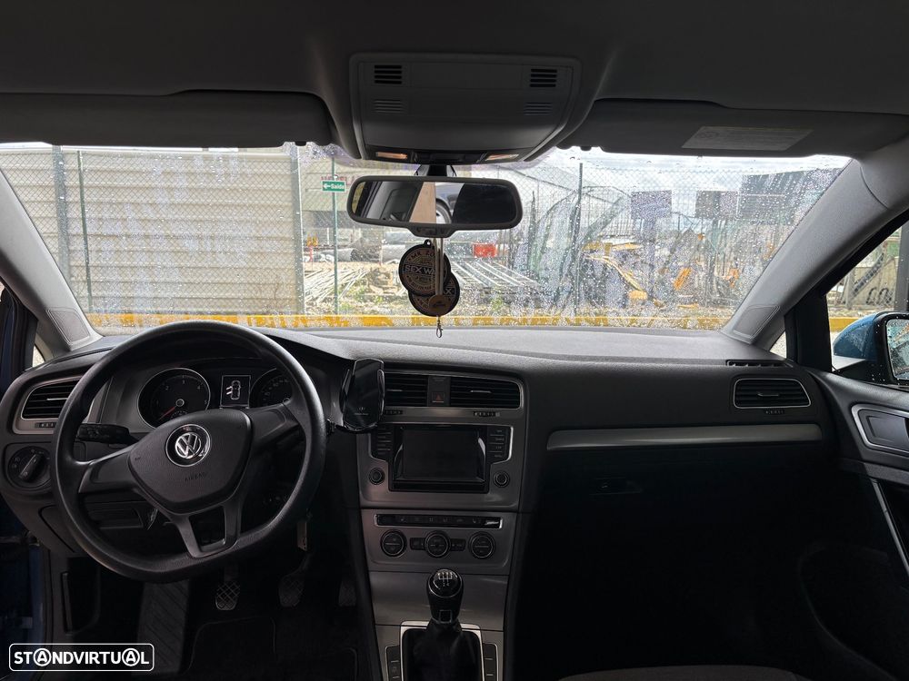 VW Golf 1.6 TDI BlueMotion Trendline - 18