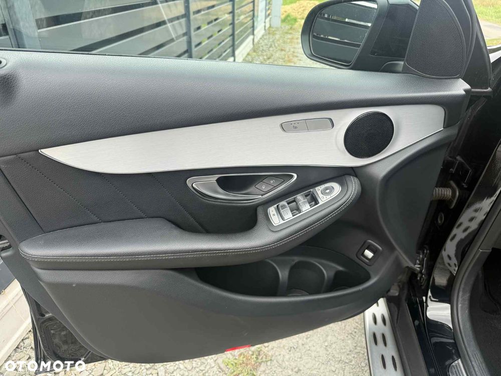 Mercedes-Benz GLC 250 4Matic 9G-TRONIC - 13