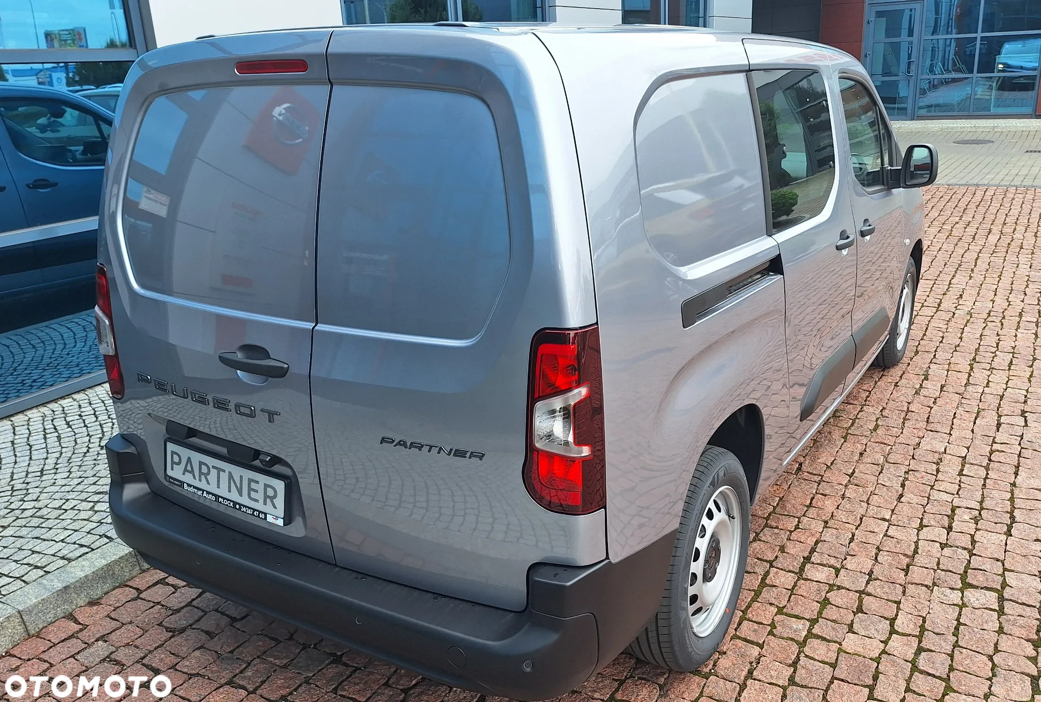 Peugeot Partner Furgon 5-miejscowy BlueHDi 130 KM S&S EAT8 Wiele możliwości - 5