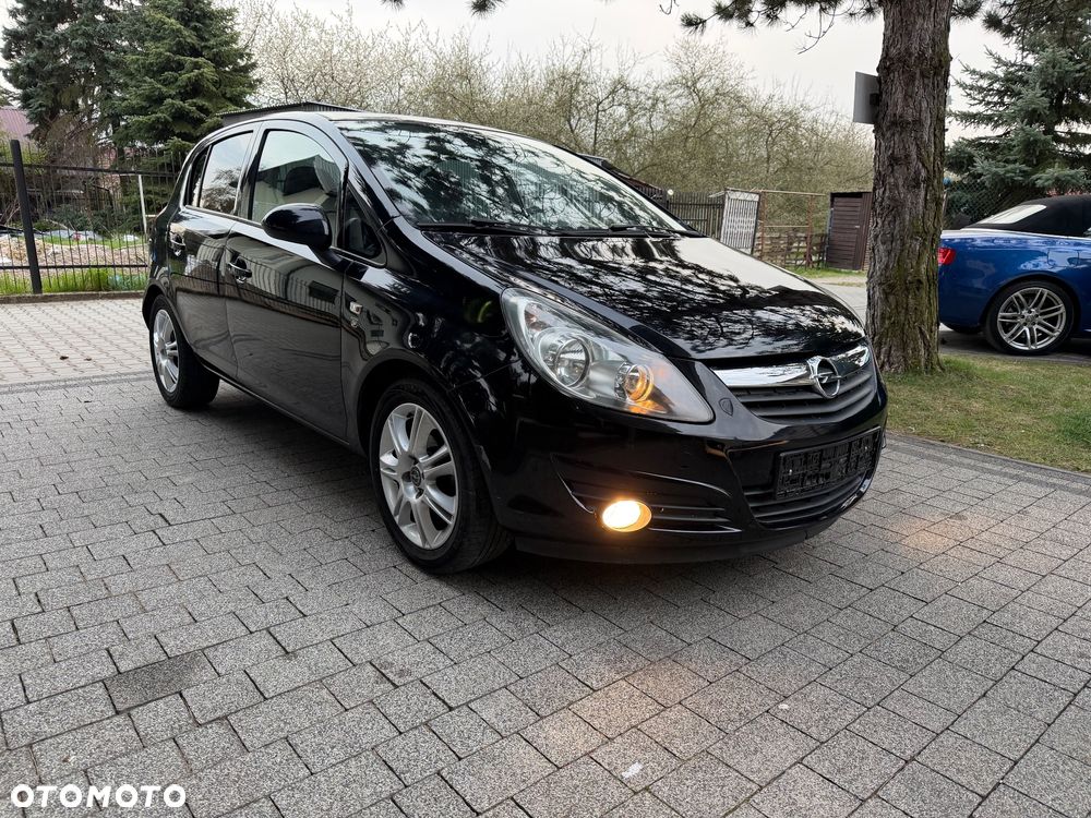 Opel Corsa 1.2 16V Cosmo - 16