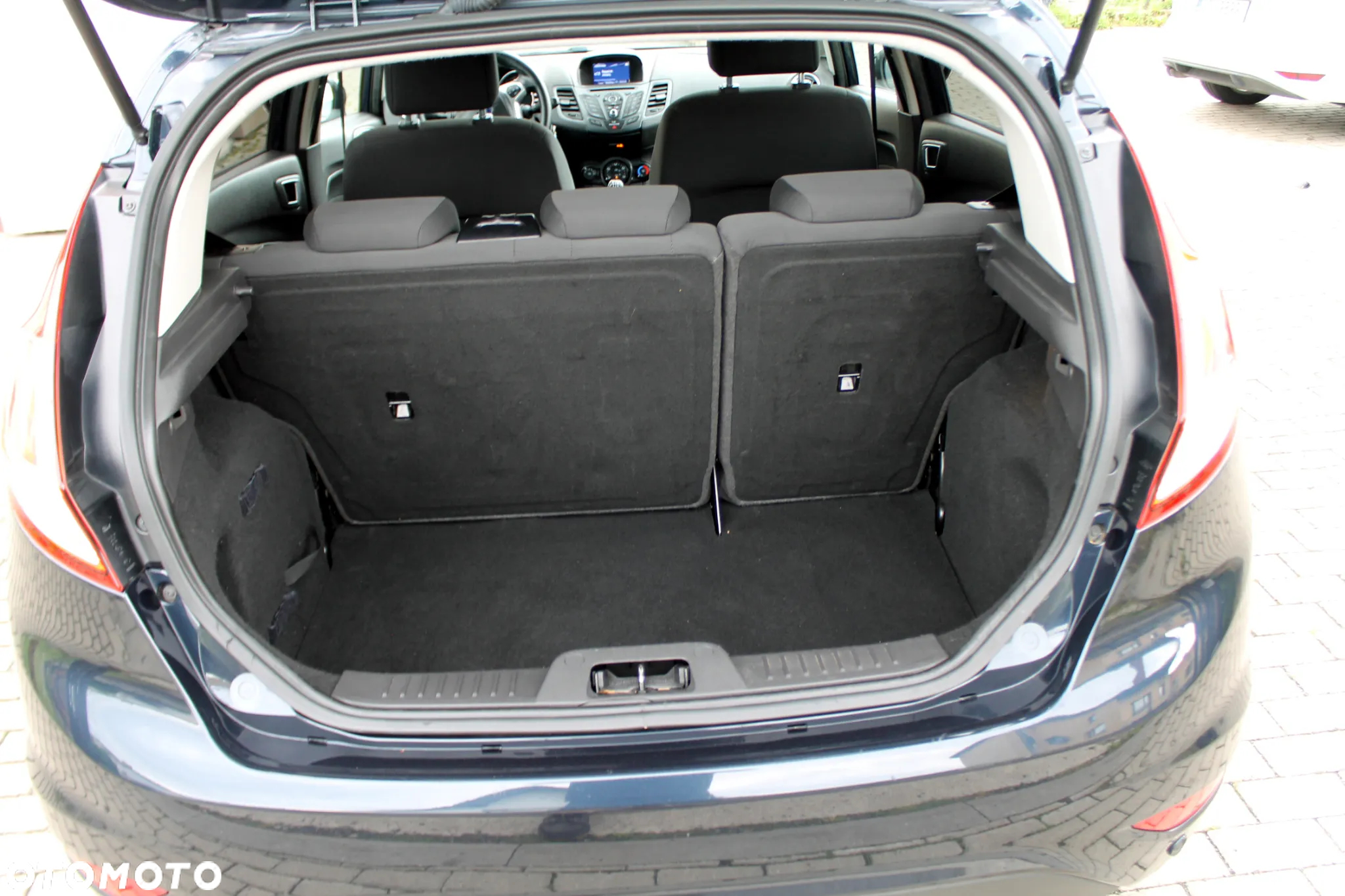 Ford Fiesta 1.0 EcoBoost S&S TREND - 16