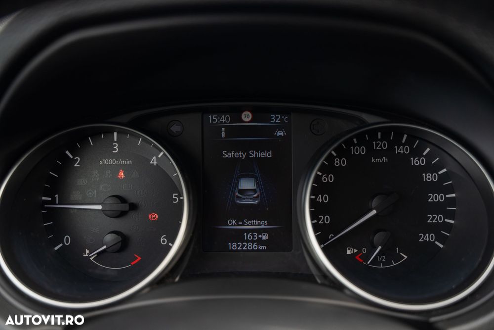 Nissan Qashqai - 27