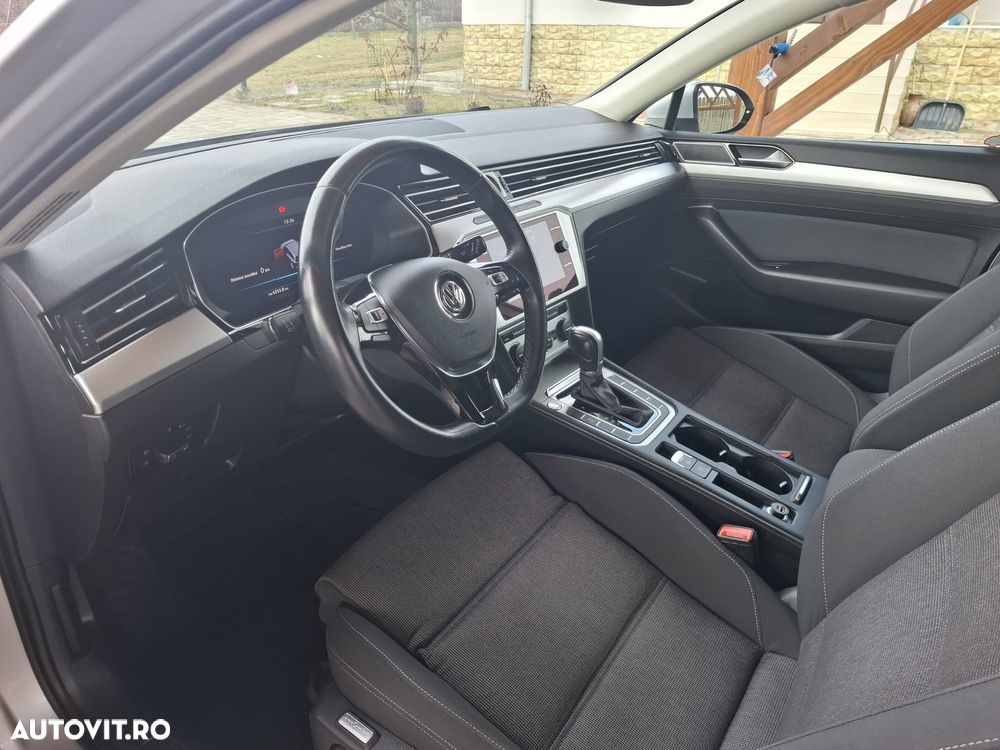 Volkswagen Passat 2.0 TDI DSG Comfortline - 8