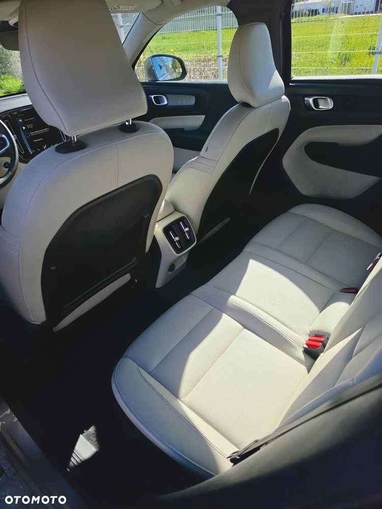 Volvo XC 40 T4 AWD Geartronic Inscription - 10