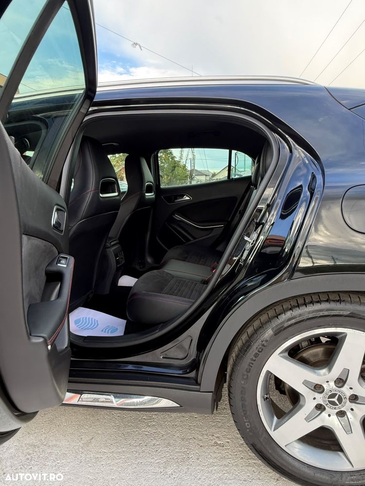 Mercedes-Benz GLA 200 7G-DCT AMG Line - 19