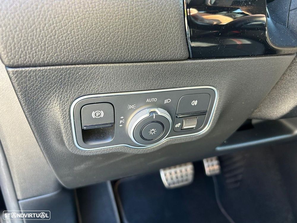 Mercedes-Benz B 250 e 8G-DCT AMG Line - 11