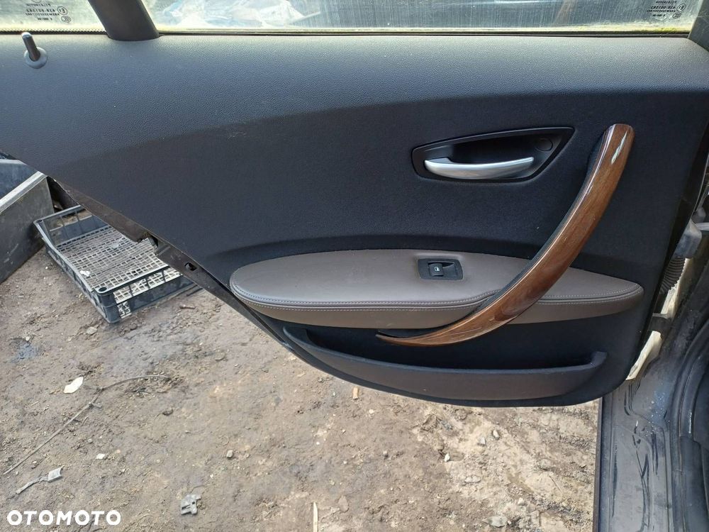 FOTELE KOMPLET LEWY PRAWY KANAPA TYŁ  BOCZKI BMW E87 120 D - 6