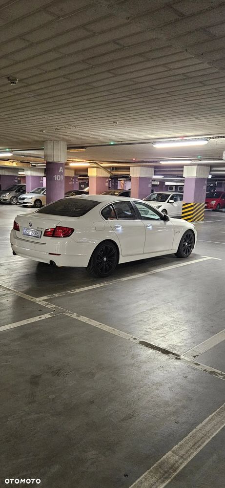 BMW Seria 5 535i Luxury Line - 1