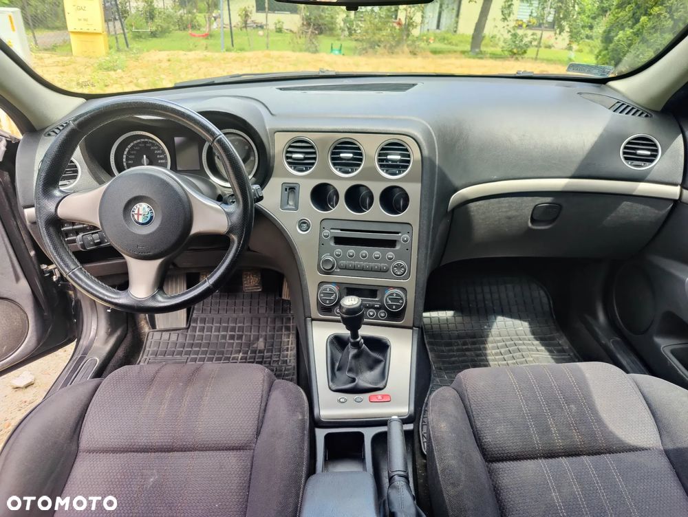 Alfa Romeo 159 - 6