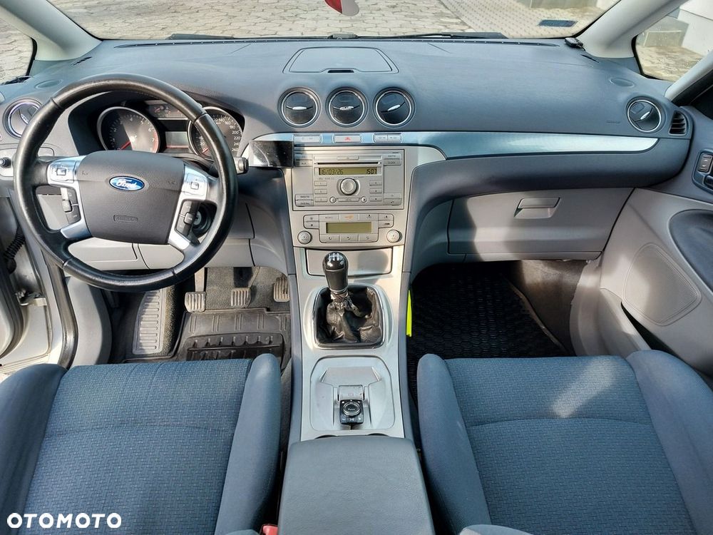 Ford S-Max - 20