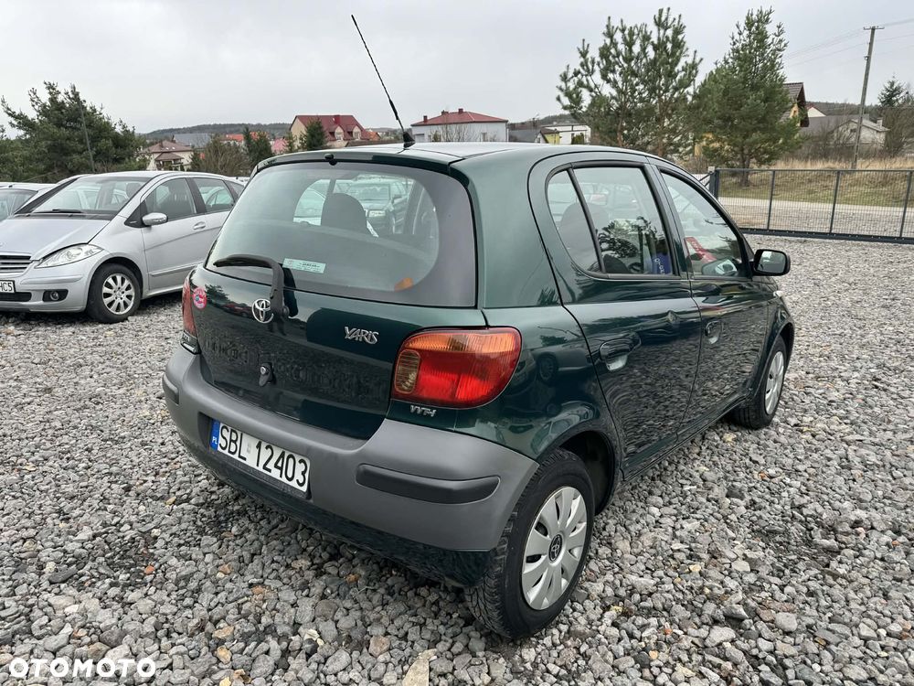 Toyota Yaris 1.0 Luna - 2