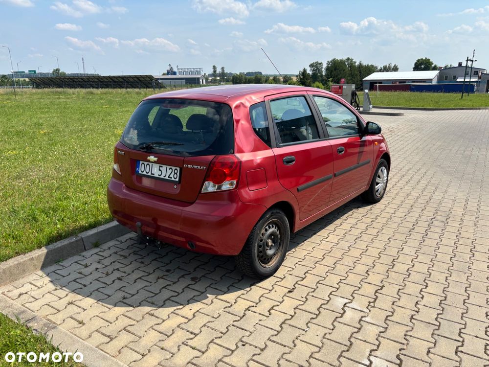 Chevrolet Aveo - 4