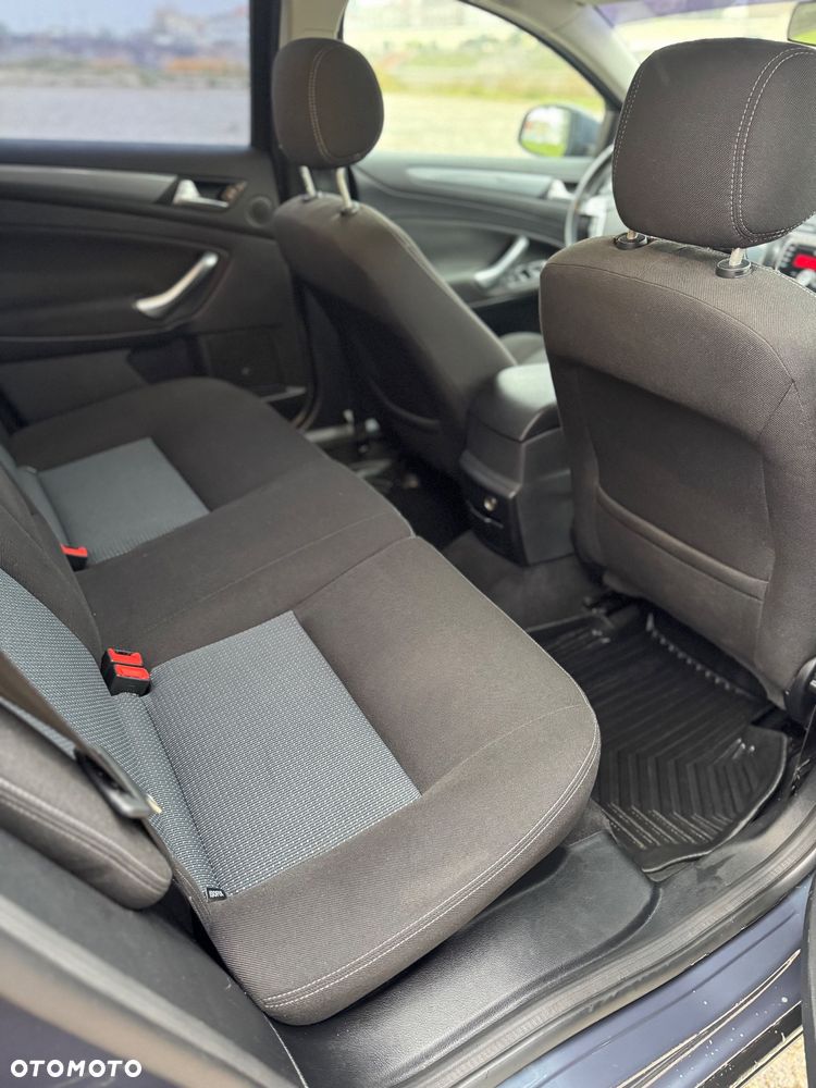 Ford Mondeo 1.6 Eco Boost Trend - 12