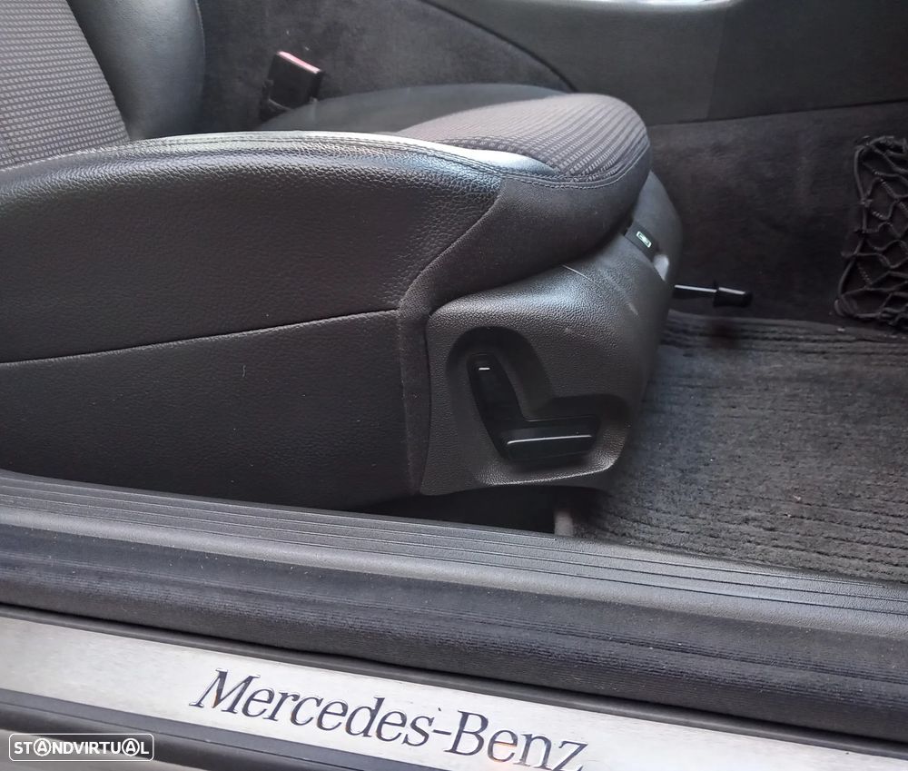 Mercedes-Benz E 220 CDi Avantgarde - 24
