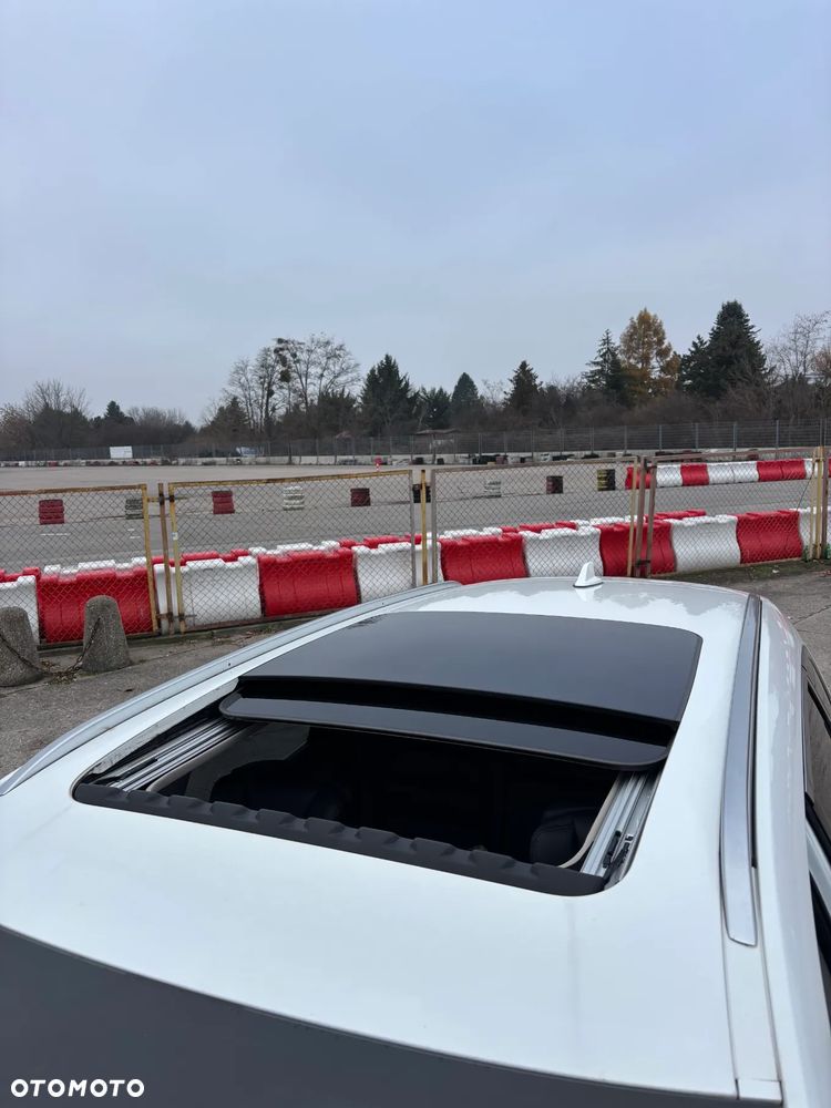 Renault Koleos 2.0 dCi Initiale Paris 4x4 X-Tronic - 10