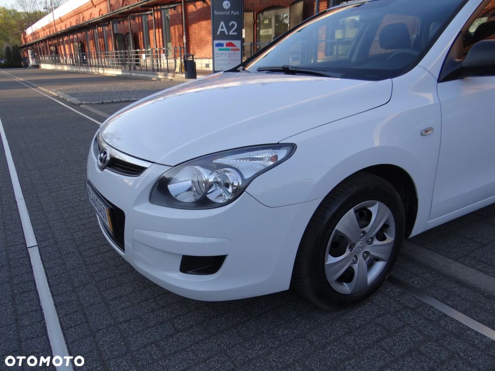 Hyundai i30 1.4 Classic - 11