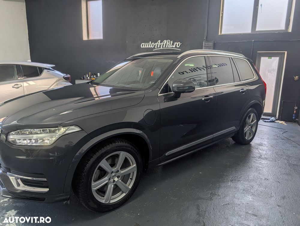Volvo XC 90 - 1