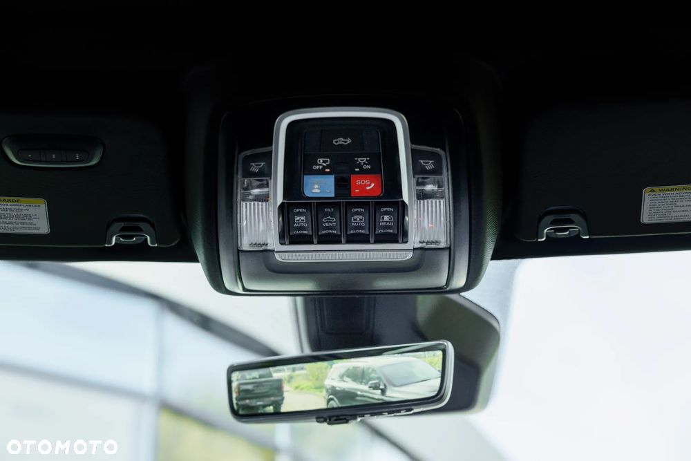 RAM 1500 5.7 Crew Cab Limited - 23